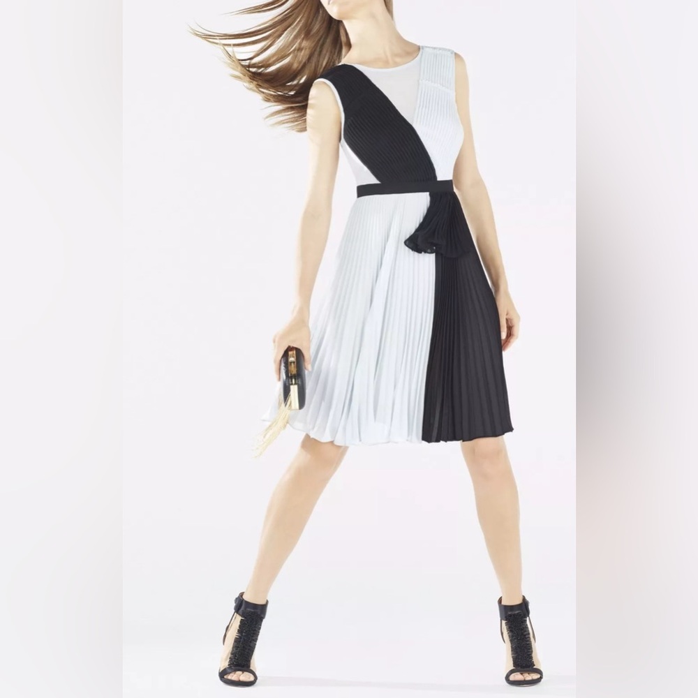 BCBGMaxAzria Black and grey sheer V-Neck Asymmetrical Pleated Dress